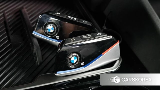 BMW i5 (G60) id 4308346 из Кореи 24