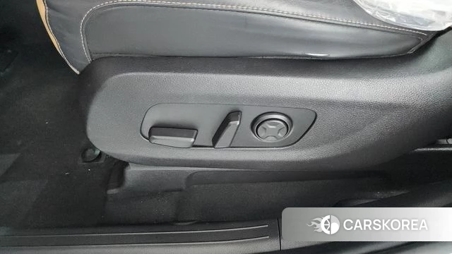 Kia Carnival 4th generation id 4202821 из Кореи 24