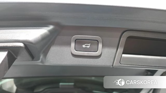 Land Rover Range Rover Velar id 4758983 из Кореи 24