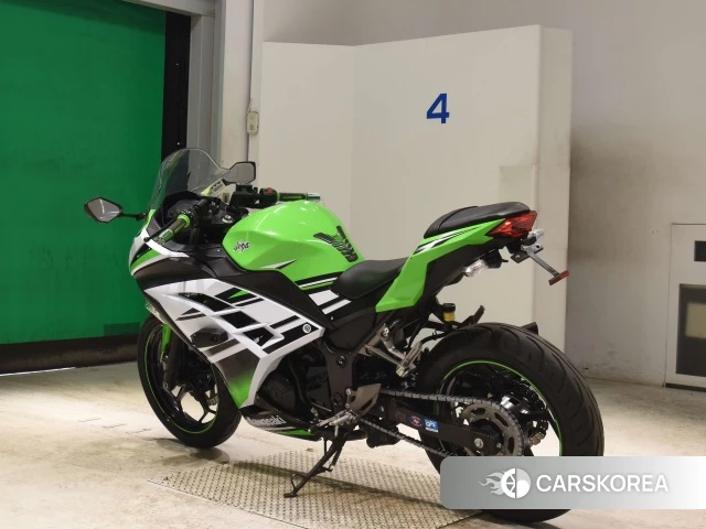 Проданный Kawasaki NINJA 250 ABS id 3946938 из Японии, фото 23