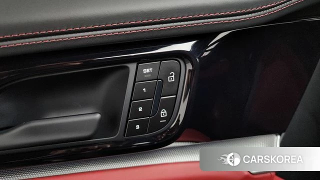 Porsche Panamera (976) id 4590473 из Кореи 24