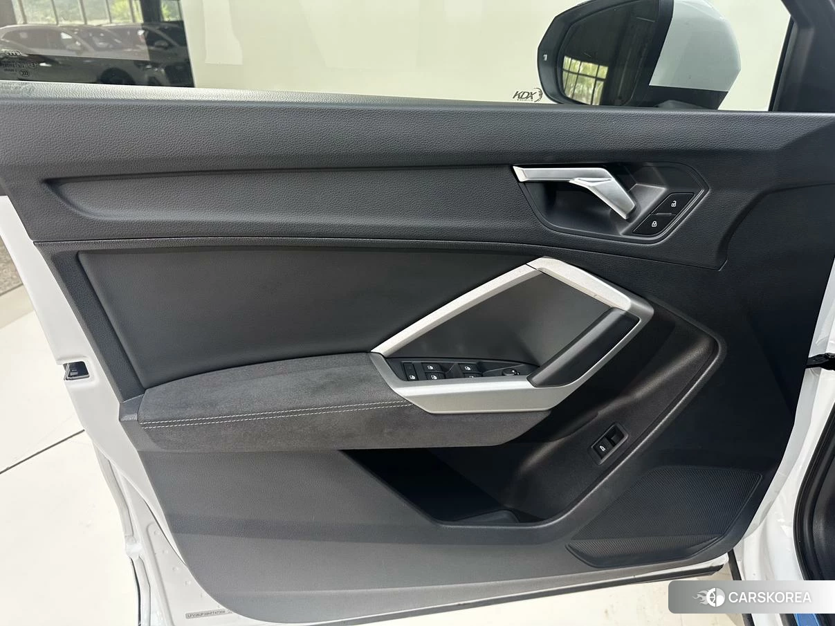Audi Q3 id 4493174 из Китая 24