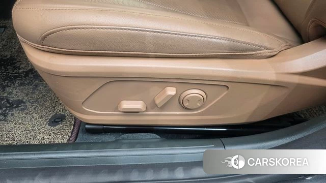 Hyundai Grandeur Hybrid (GN7) id 4635606 из Кореи 24