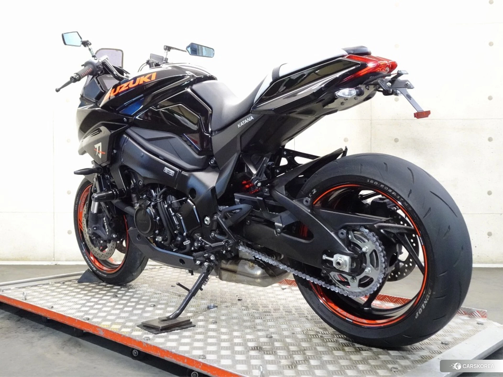 Suzuki GSX-S1000S Katana id 3947858 из Японии 24