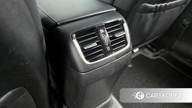 Hyundai Grandeur IG id 4390383 из Кореи 24