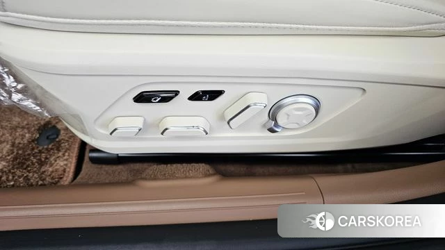 Hyundai Grandeur Hybrid (GN7) id 4847524 из Кореи 24