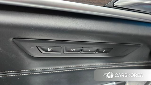 BMW 5 Series (G30) id 4471803 из Кореи 24