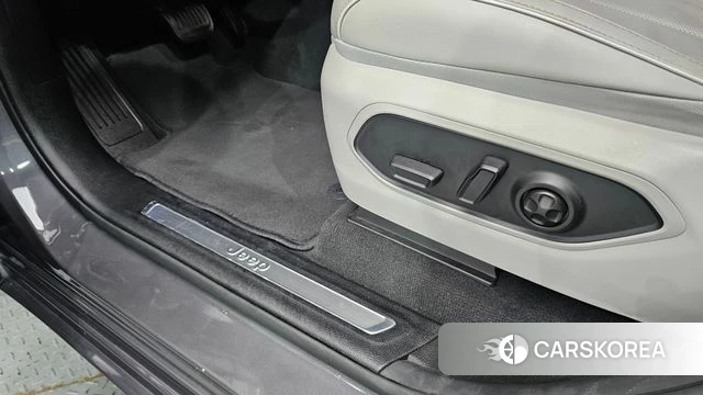 Jeep Grand Cherokee (WL) id 4735285 из Кореи 24