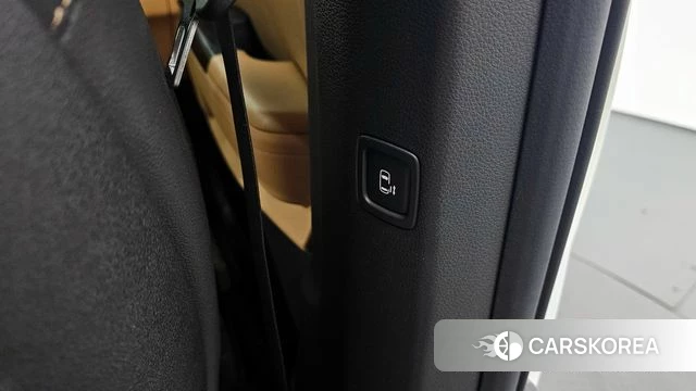 Kia Carnival 4th generation id 4231613 из Кореи 24