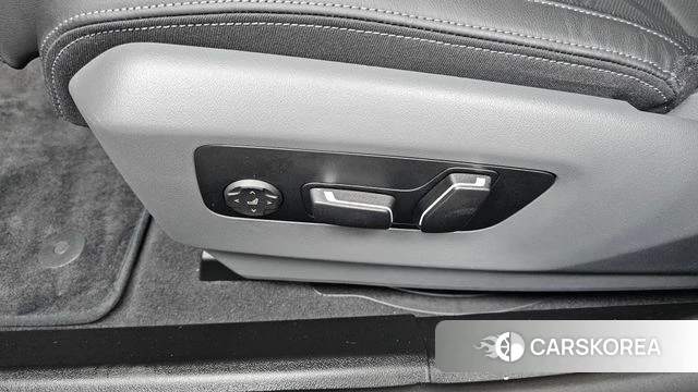 BMW 5 Series (G60) id 4649882 из Кореи 24
