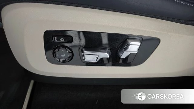 BMW X7 (G07) id 4793465 из Кореи 24
