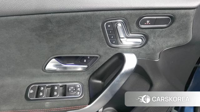 Mercedes-Benz A-Class W177 id 4494250 из Кореи 24