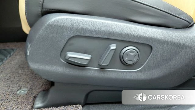 Kia Carnival 4th generation id 4506305 из Кореи 24