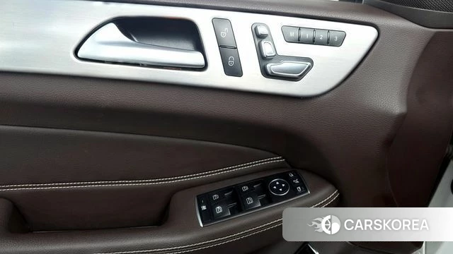 Mercedes-Benz GLE - Class W166 id 4363331 из Кореи 24