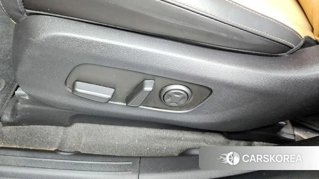 Kia Carnival 4th generation id 4248801 из Кореи 24