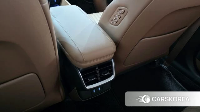 Hyundai Grandeur Hybrid (GN7) id 4897847 из Кореи 24