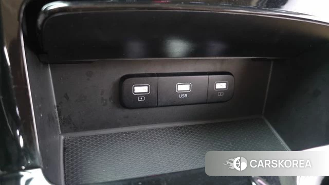 Kia Carnival 4th generation id 4362428 из Кореи 24