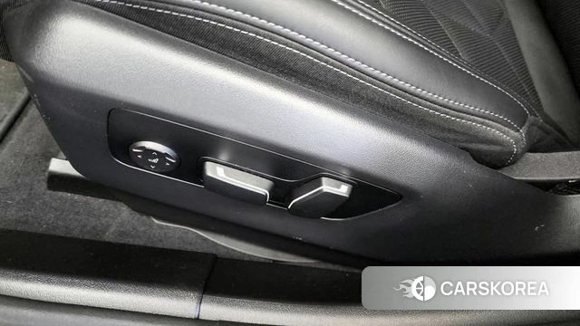 BMW 5 Series (G60) id 4266302 из Кореи 24