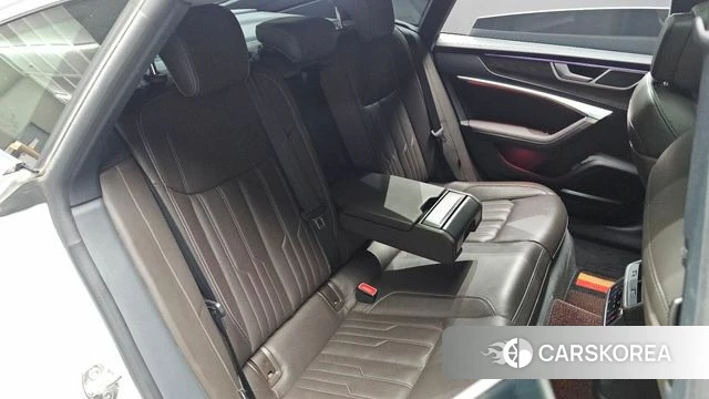 Audi A7 (4K) id 4338813 из Кореи 24