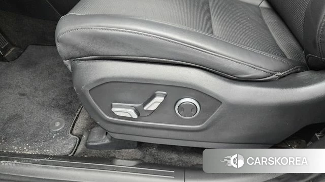 Hyundai Santa Fe (MX5) id 4427458 из Кореи 24