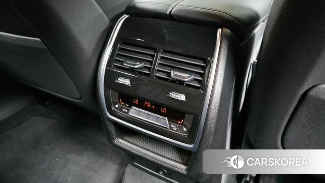 BMW X6 (G06) id 4634919 из Кореи 24