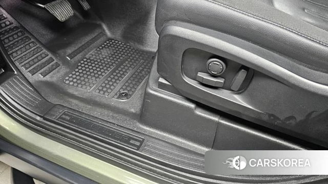 Land Rover Defender (L663) id 4187624 из Кореи 24