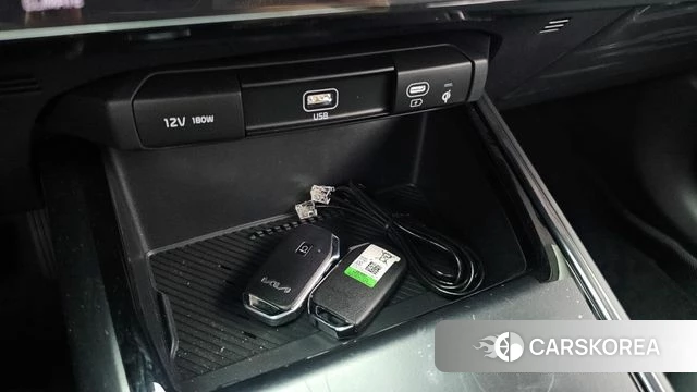 Kia Di Ol Nu Niro id 4441435 из Кореи 24