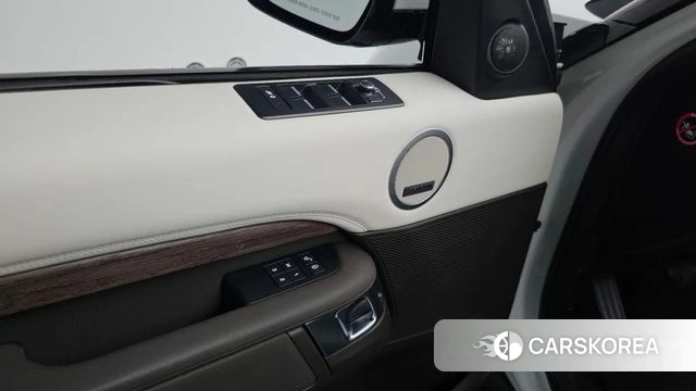 Land Rover Discovery 5 id 4477194 из Кореи 24