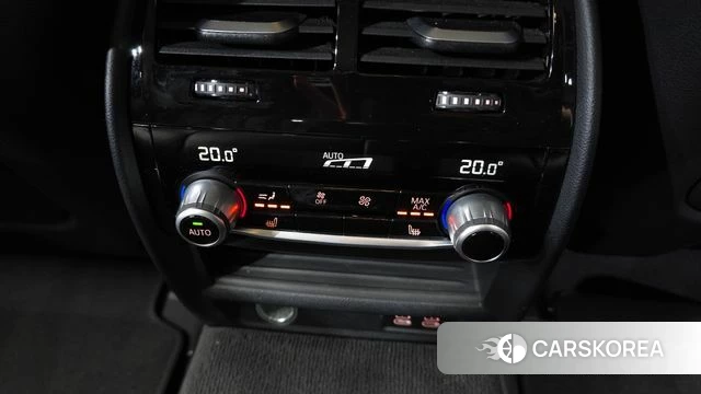 BMW 5 Series (G30) id 4872622 из Кореи 24