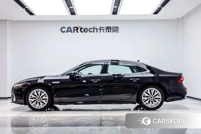 Audi A7L id 4278725 из Китая 24