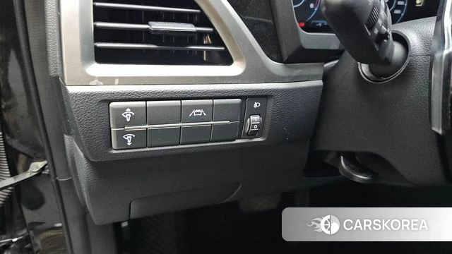 Ssangyong Beautiful Korando id 4496335 из Кореи 24