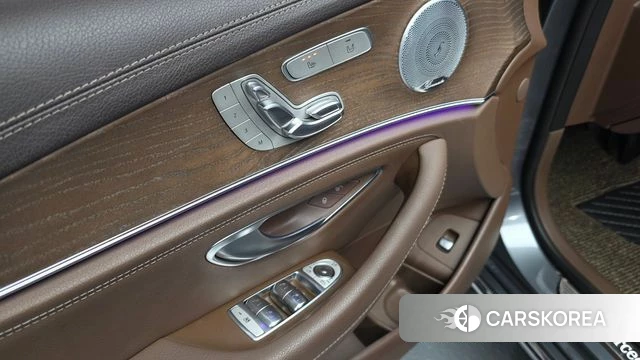 Mercedes-Benz E-Class W213 id 4232650 из Кореи 24