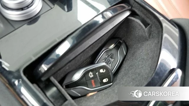 Maserati Ghibli id 4344071 из Кореи 24