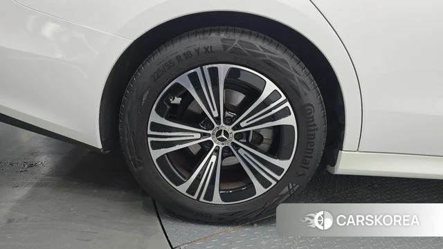 Mercedes-Benz E-Class W214 id 4767626 из Кореи 24