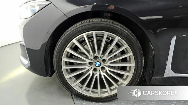 BMW 7 Series (G11) id 4397217 из Кореи 24