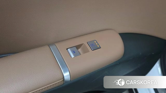 Hyundai Grandeur Hybrid (GN7) id 4640603 из Кореи 24