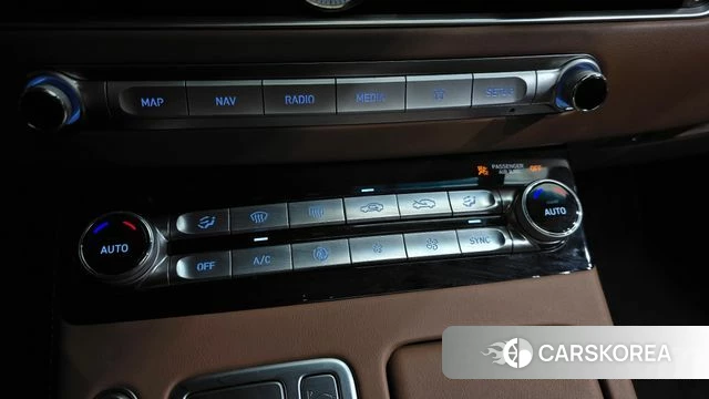 Genesis G90 id 4581648 из Кореи 24