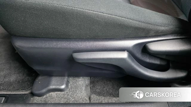 Toyota Prius C id 4776202 из Кореи 24