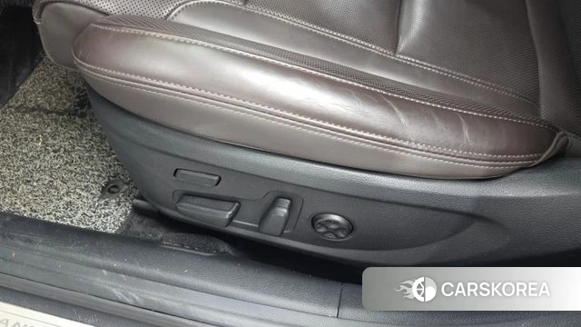 Hyundai The New Grandeur IG Hybrid id 4741549 из Кореи 24