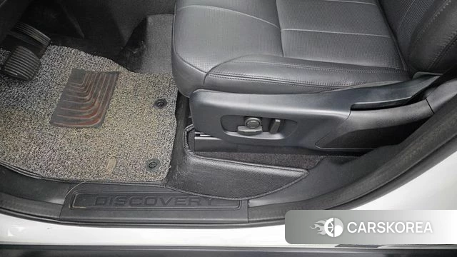 Land Rover Discovery 5 id 4770258 из Кореи 24
