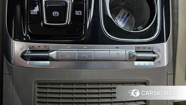 Kia Carnival 4th generation id 4470436 из Кореи 24