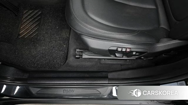 BMW X1 (F48) id 4746789 из Кореи 24