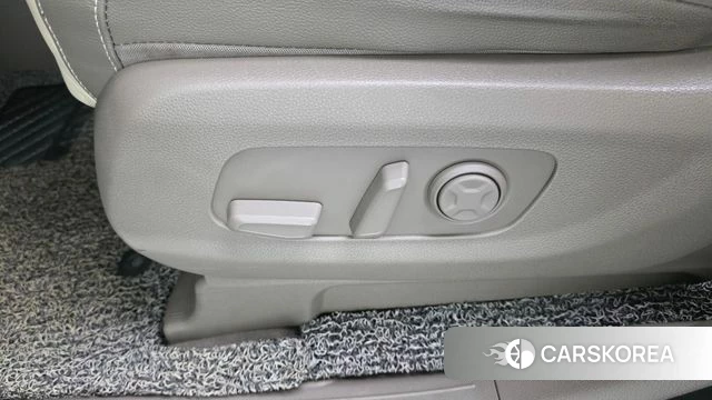 Kia Carnival 4th generation id 4759206 из Кореи 24