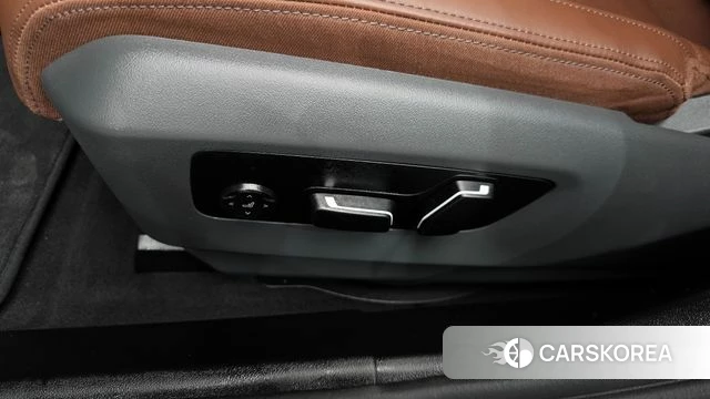 BMW 5 Series (G60) id 4400542 из Кореи 24