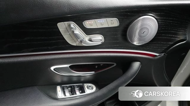 Mercedes-Benz E-Class W213 id 4188626 из Кореи 24