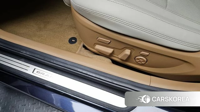 Hyundai The New Grandeur IG Hybrid id 4316780 из Кореи 24