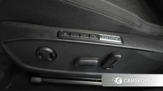 Volkswagen Golf 8th Generation id 4719842 из Кореи 24
