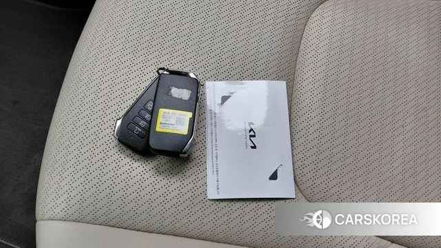 Kia Carnival 4th generation id 4463710 из Кореи 24