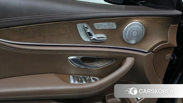 Mercedes-Benz E-Class W213 id 4446949 из Кореи 24
