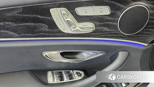Mercedes-Benz E-Class W213 id 4496540 из Кореи 24
